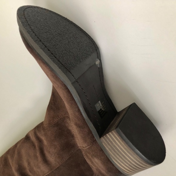 NWOT Brown Suede Boots by Arturo Chiang, 7.5 - Picture 5 of 9